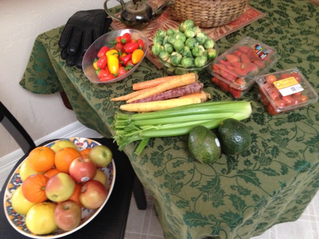 Today's conventional basket from BOUNTIFUL BASKETS included all this produce for $15.00!